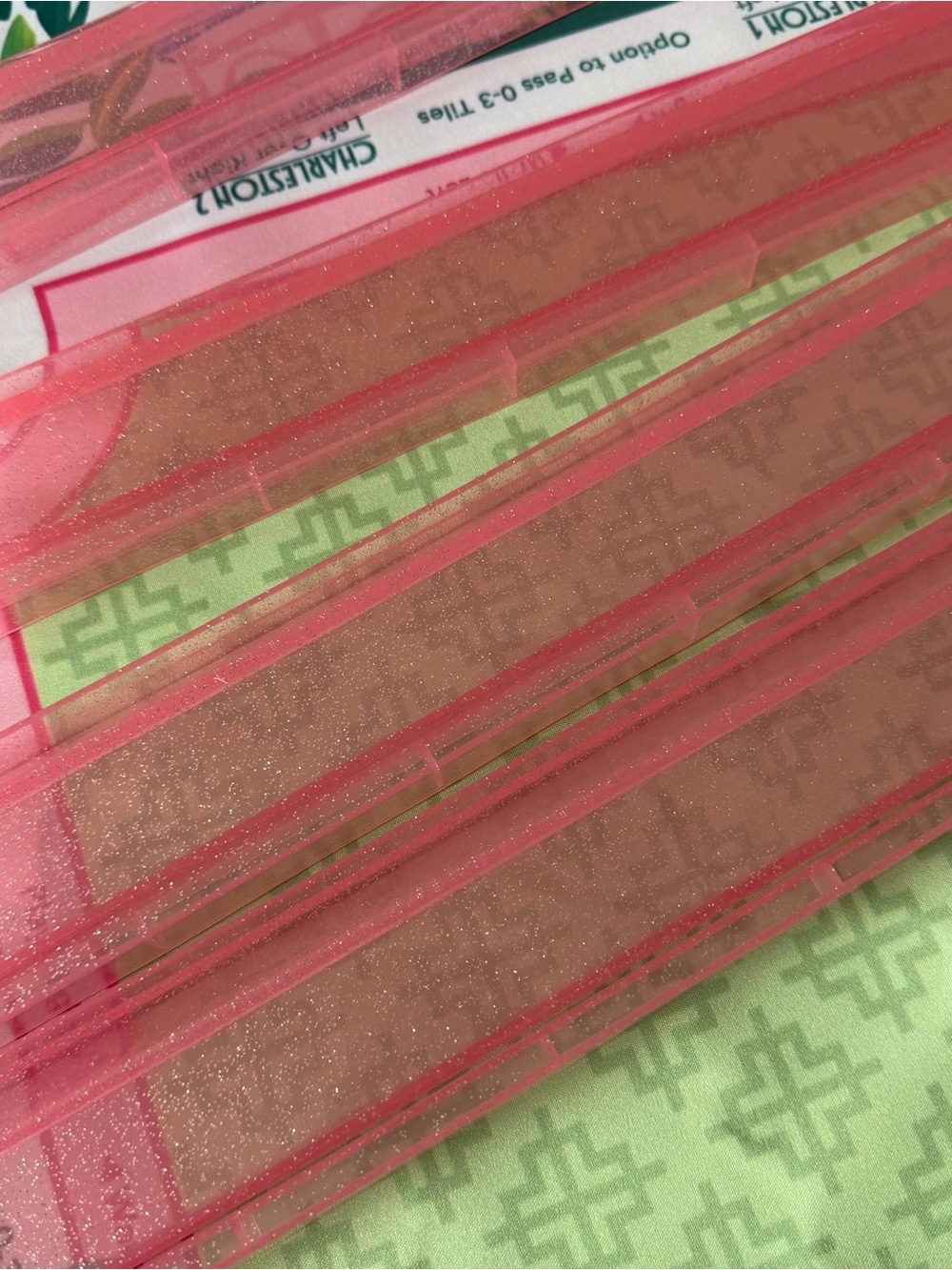 American Mahjong Pink Tropical Set - tiles, mat, racks, shuffle cards - Picture 5 of 16